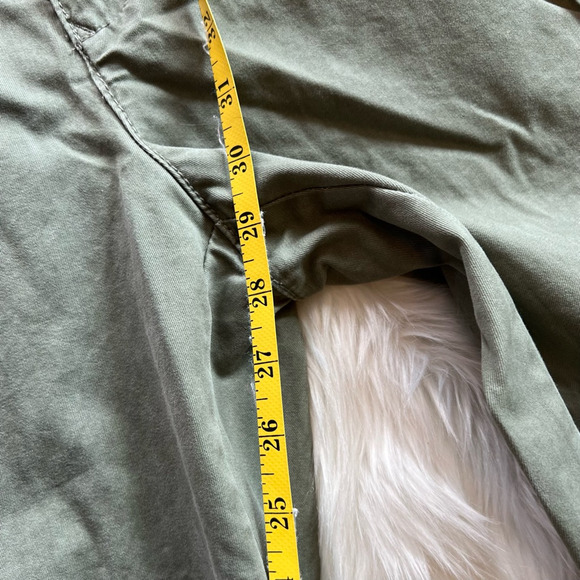 Tommy Hilfiger Mens Chino Pants Green Pockets Classic Rise 100% Cotton 34 x 30 - Picture 3 of 8